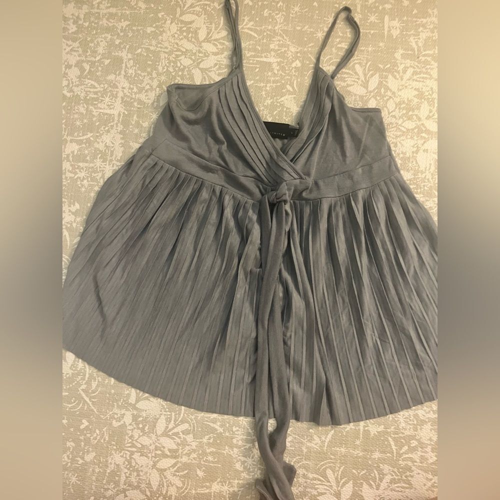 The Limited Gray Pleated Spaghetti Strap Camisole with Front Tie